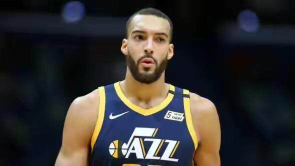 生涯最惨一战！戈贝尔成制约爵士上限的那个男人？